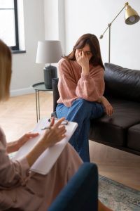 Read more about the article Jak komunikować się z nastolatkiem?